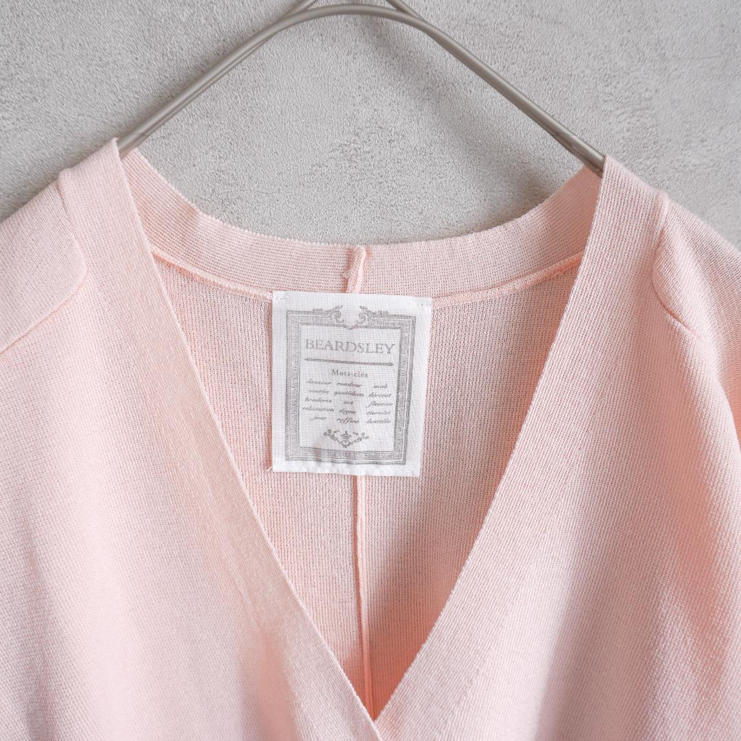 【未使用級✨️】ビアズリー さらっとカーディガン ピンク 人気商品 Vネック