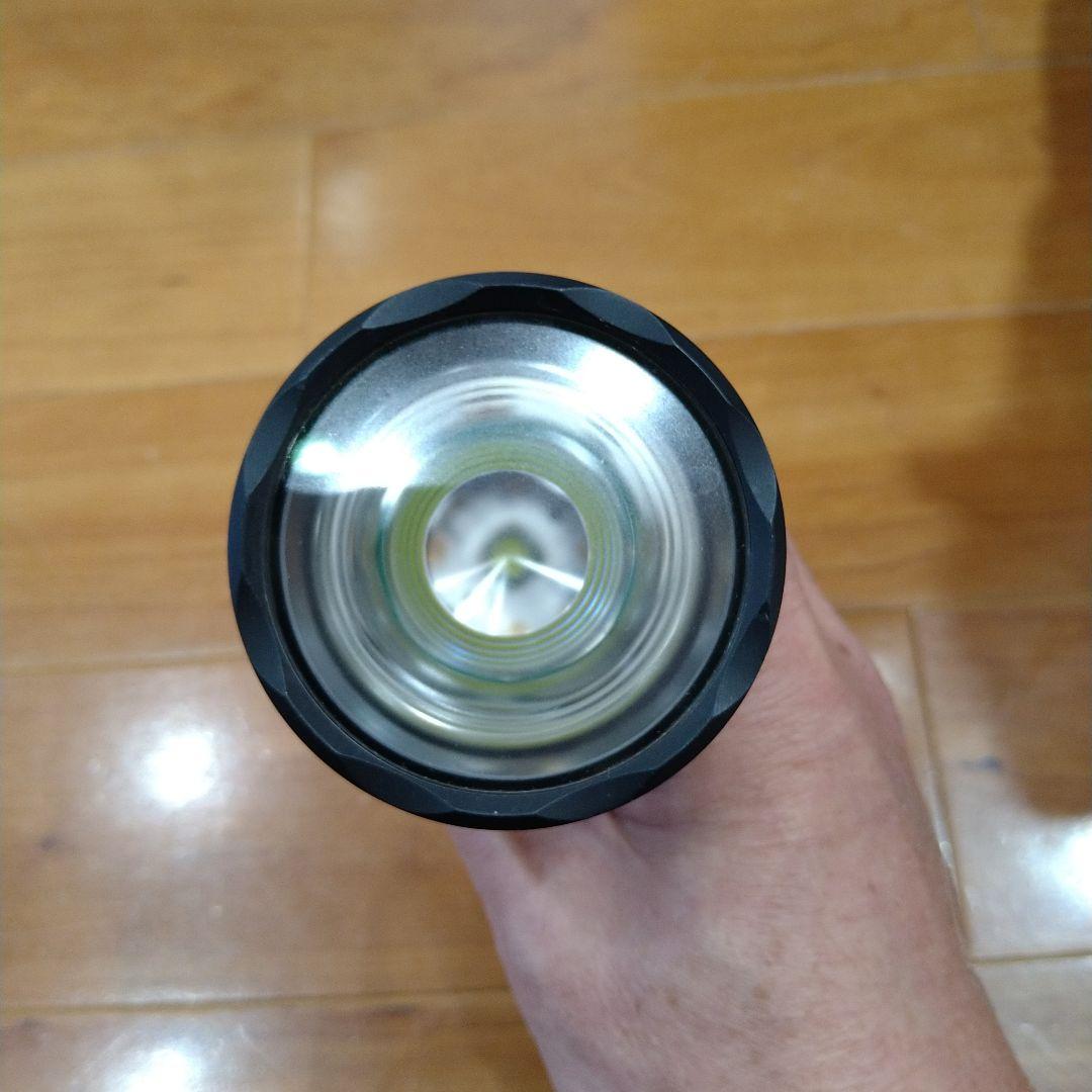 （極美品）Surefire INVICTUS U23T ハンディライト