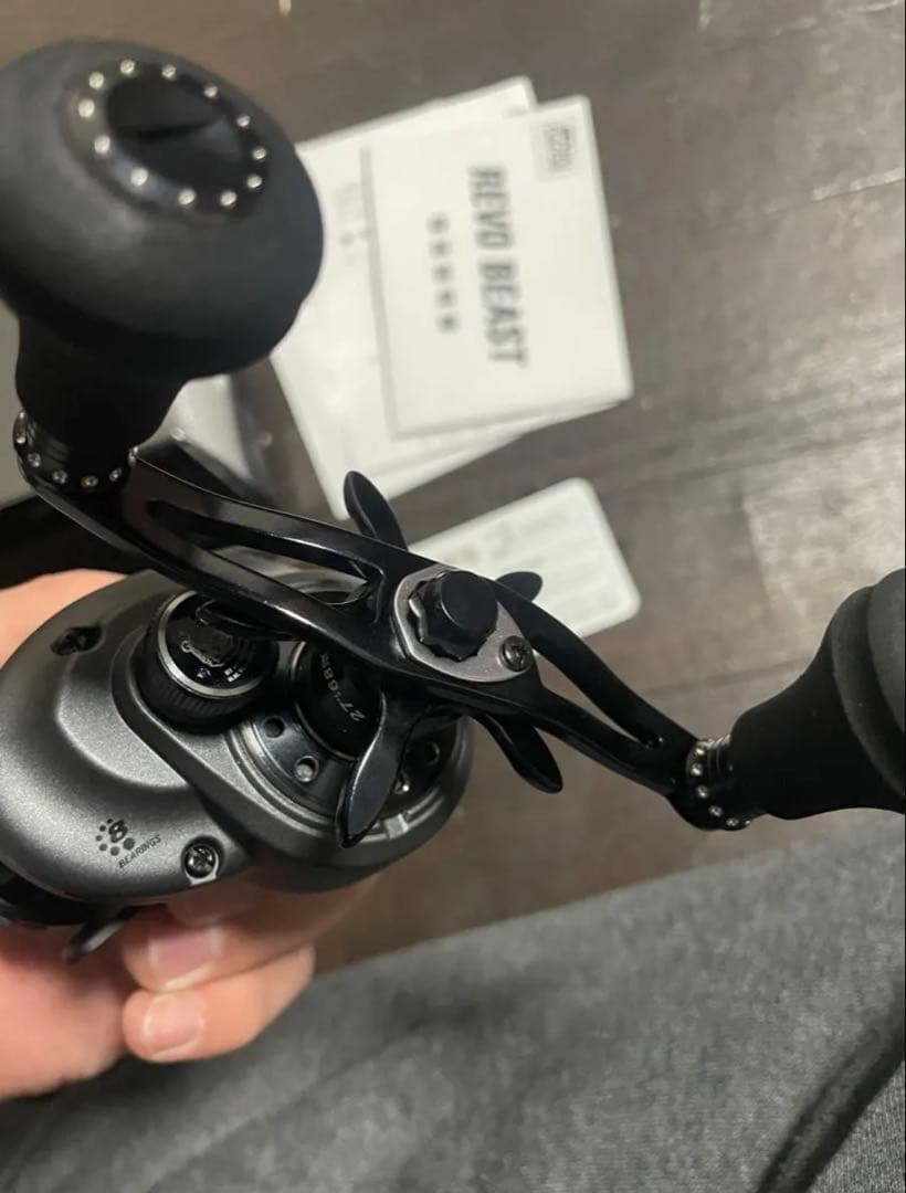 Abu Garcia REVO BEAST 40ベイトリール
