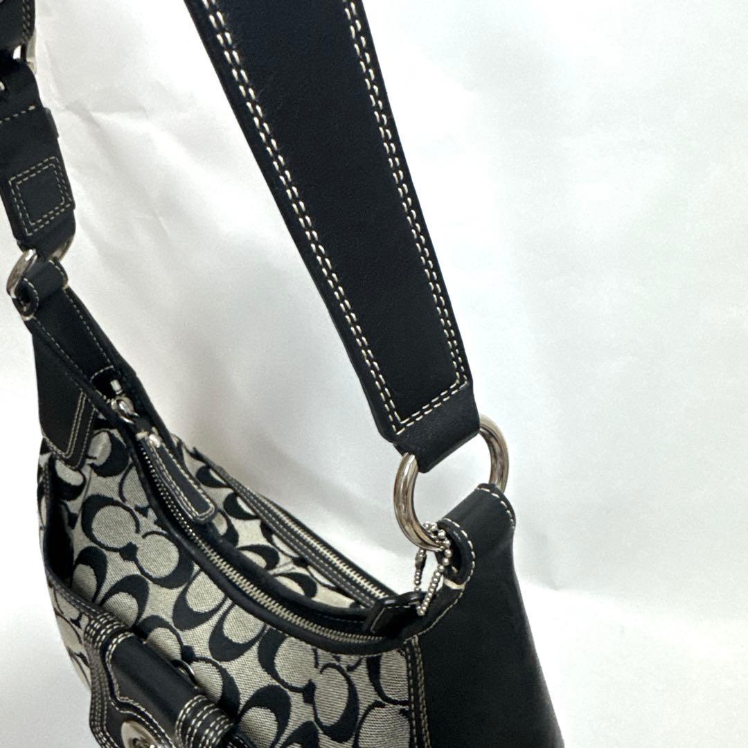 【美品】COACH シグネチャー ターンロック ホーボー ワンショルダーバッグ