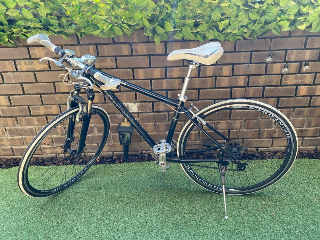 Giant Glide R3 クロスバイク　【引取り限定】