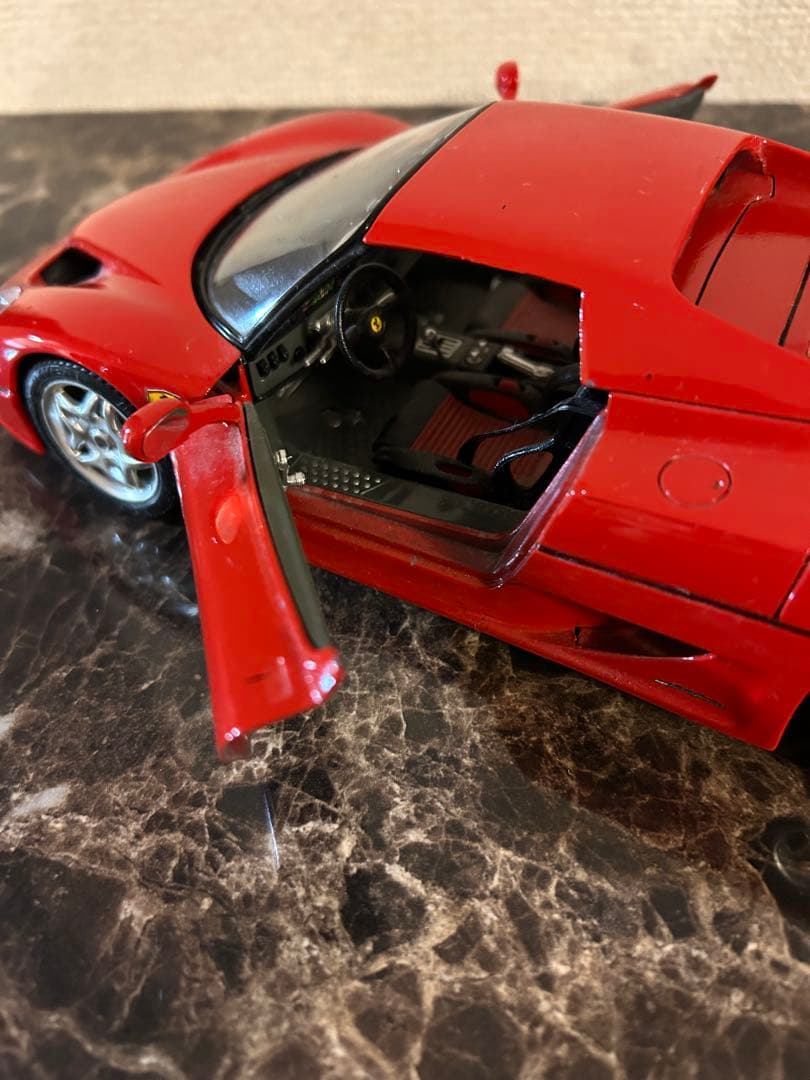 Ferrari F50 ダイキャストモデル 1/18 赤