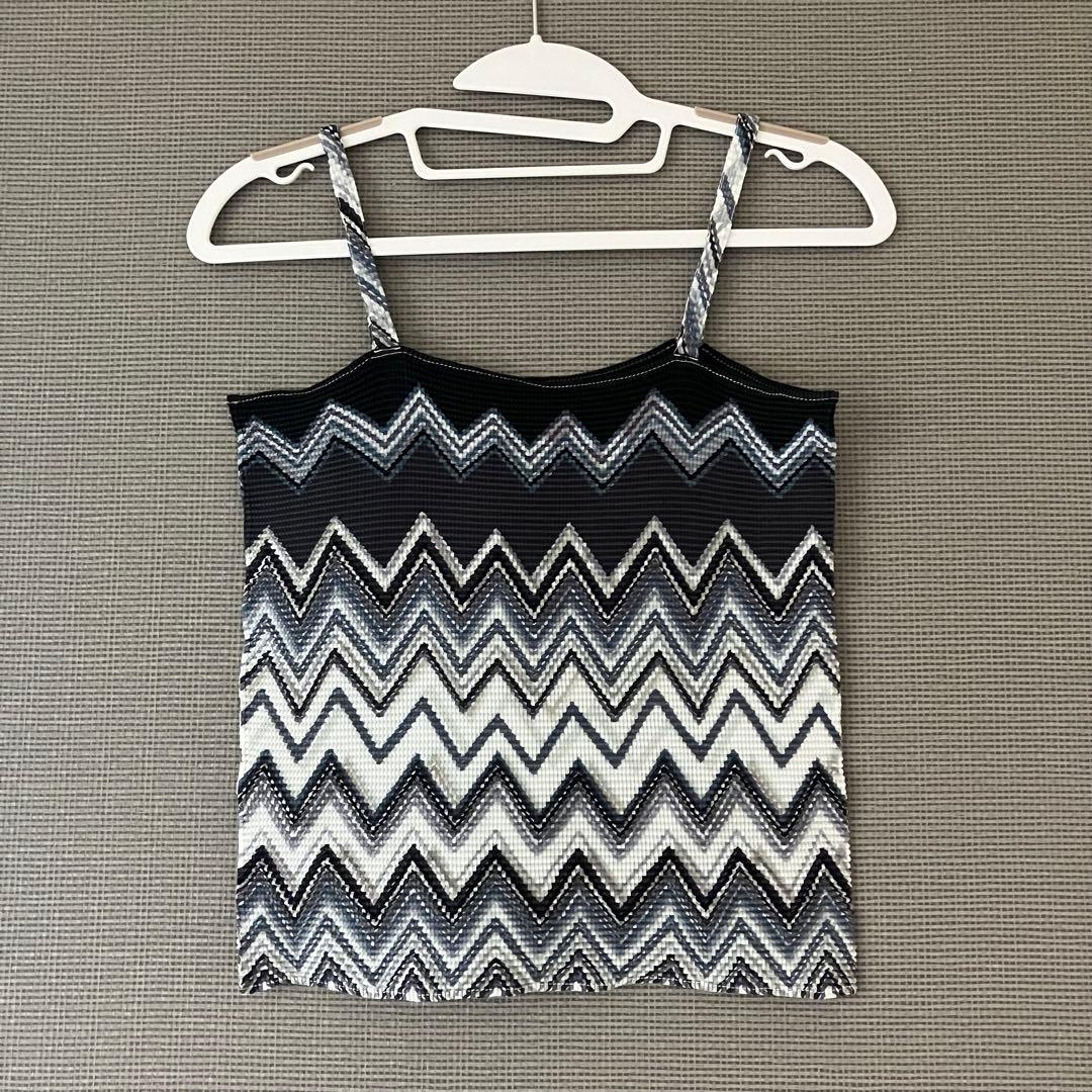 美品　イッセイミヤケ　キャミソール　プリーツ　M
