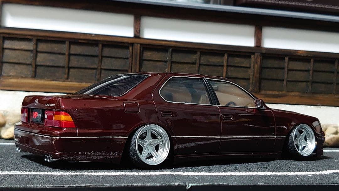 1/24 アオシマ オートクチュール 20セルシオ 完成品