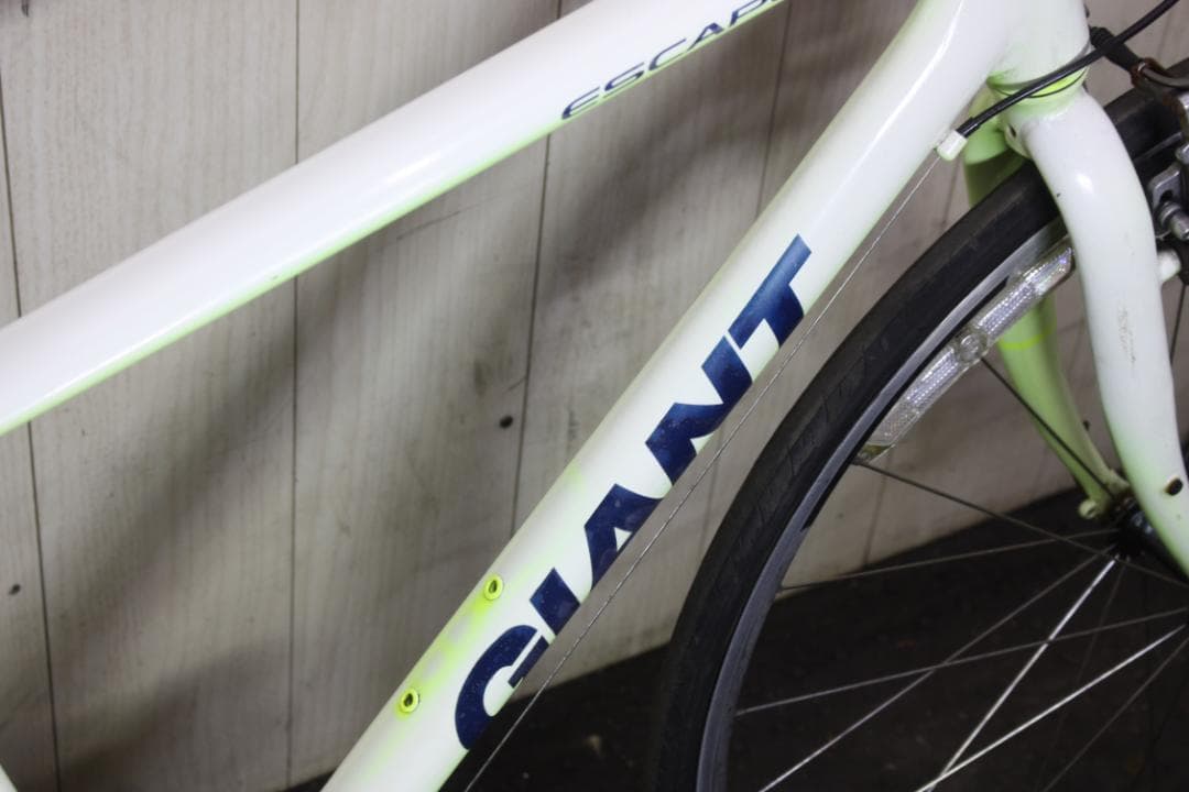T*A様 GIANT ESCAPE R3 700C アルミ 24速 470mm