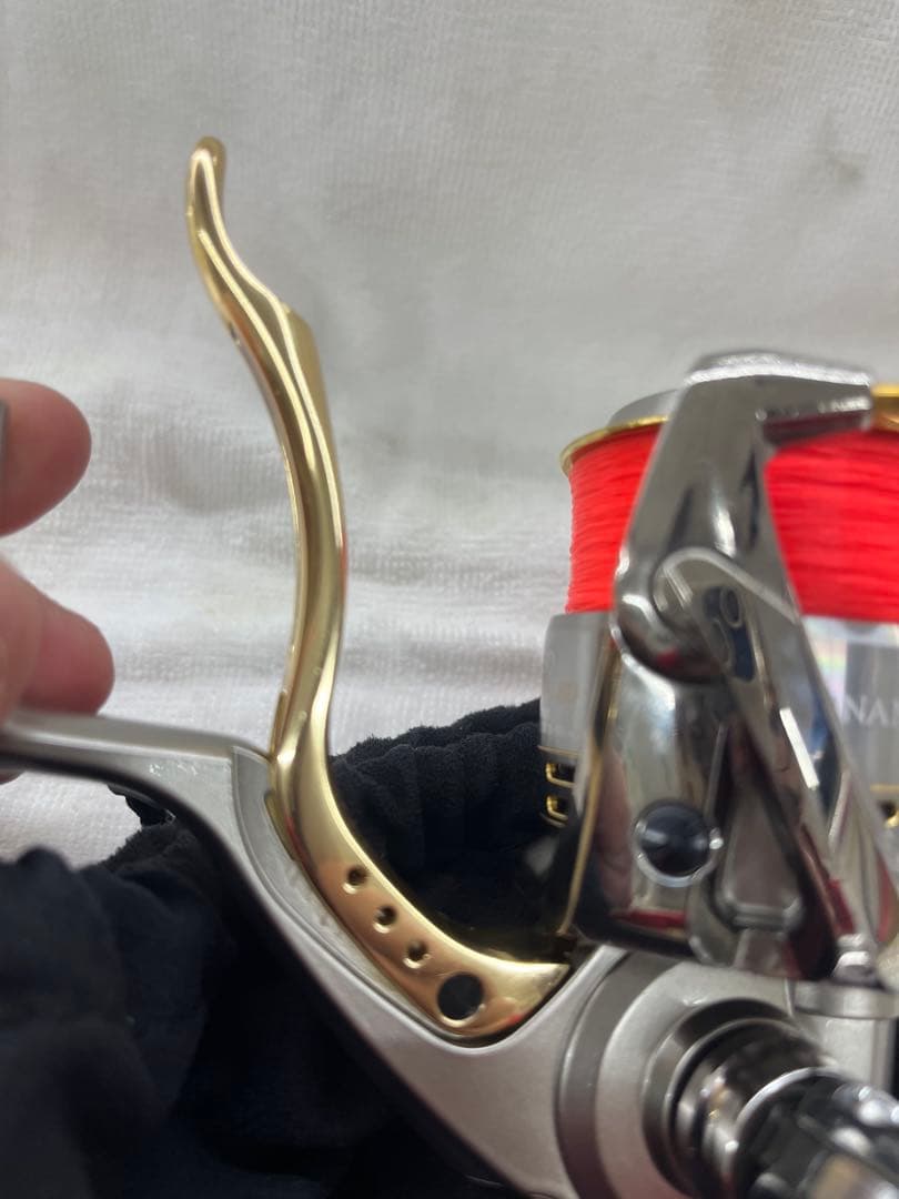 [美品]ダイワ・06トーナメントISO Z2500LBD(替えスプール付き)