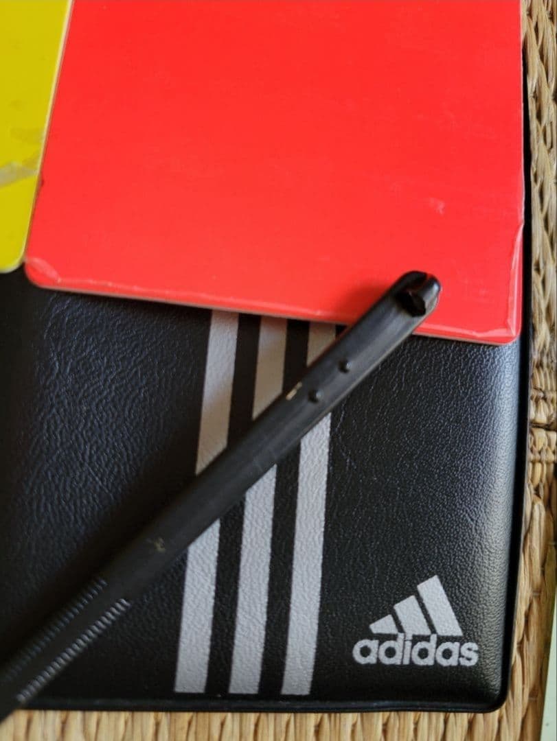 サッカー 審判ウェア＋レフェリーグッズセット