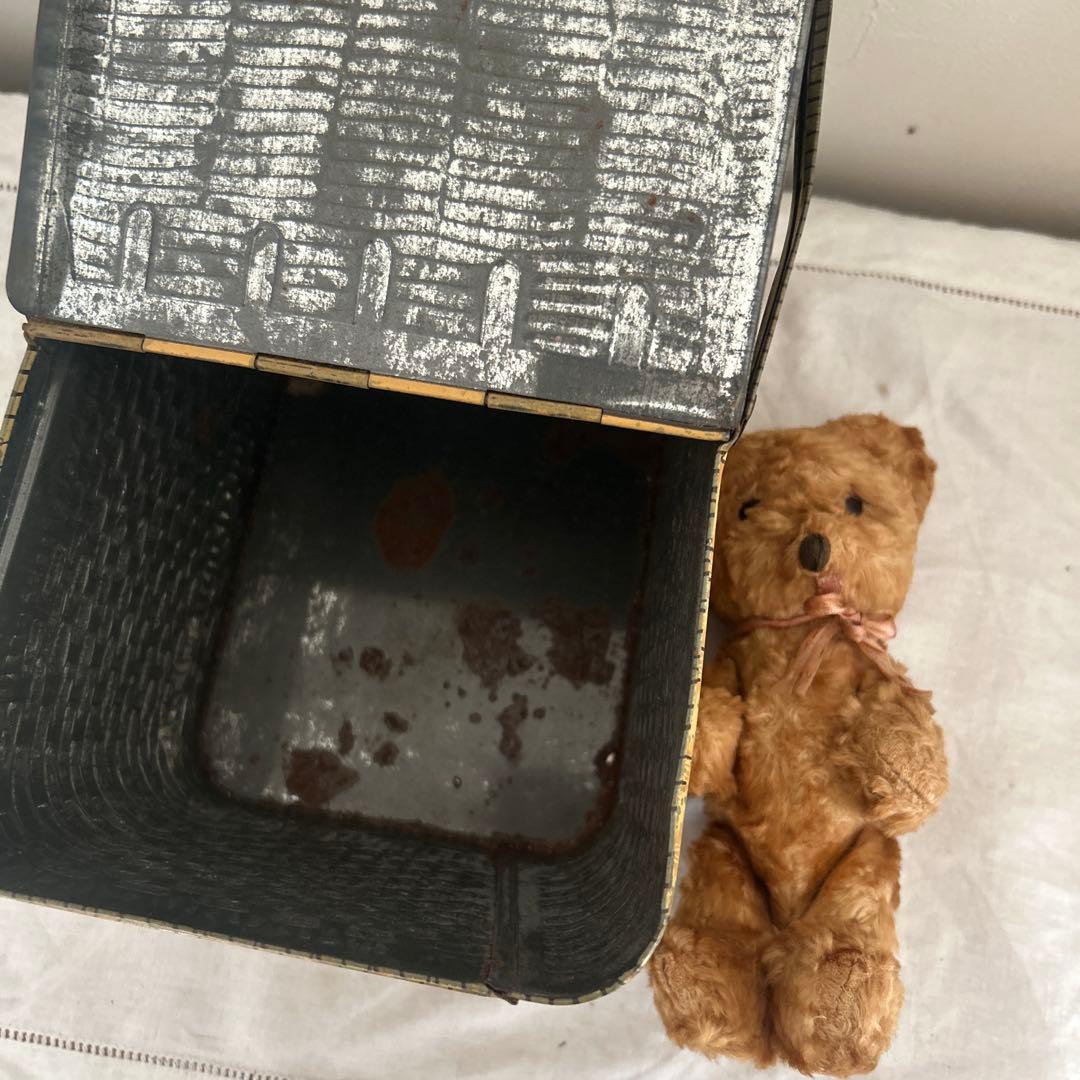 LU ビスケット缶　パニエ　小さなアンティークベアのセット