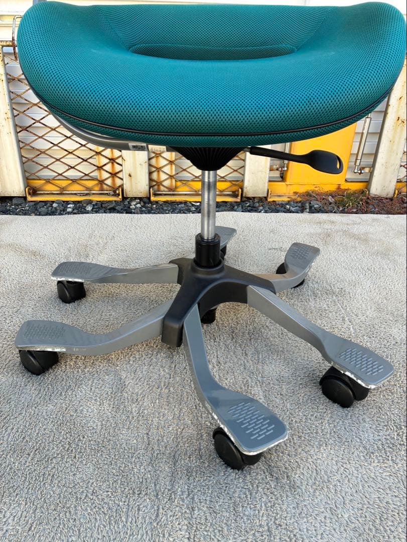 【引取歓迎】iPole7（アイポール7）　ウリドル 姿勢矯正チェア