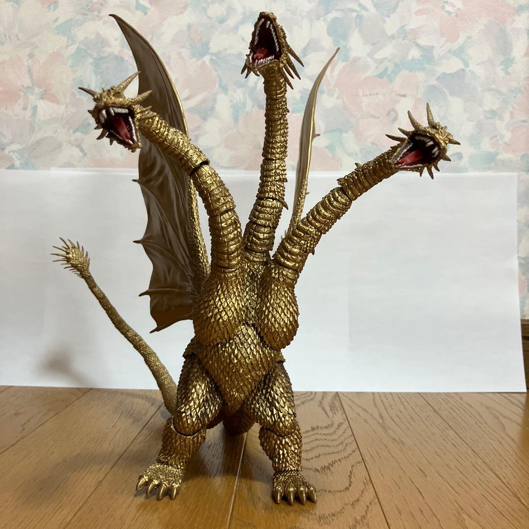 キングギドラ　S.H.MonsterArt 可動フィギュア　バンダイ