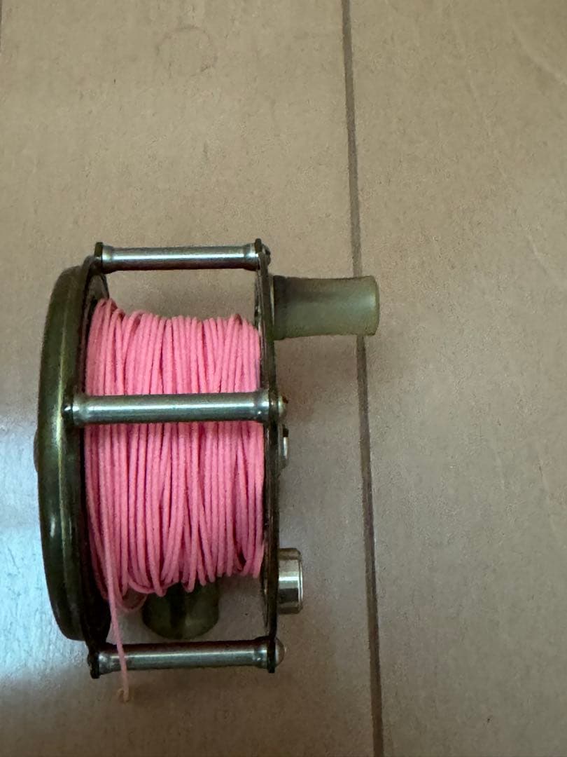 キネヤ　カボス　フライリール