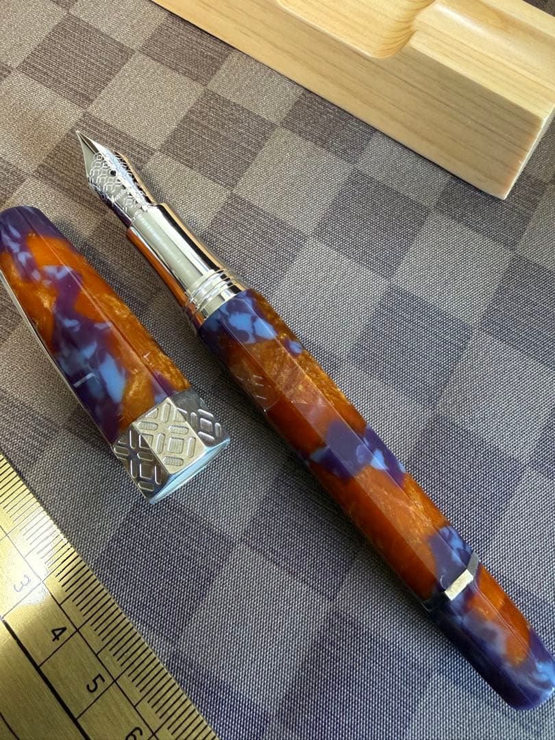 モンテグラッパ万年筆、未使用品