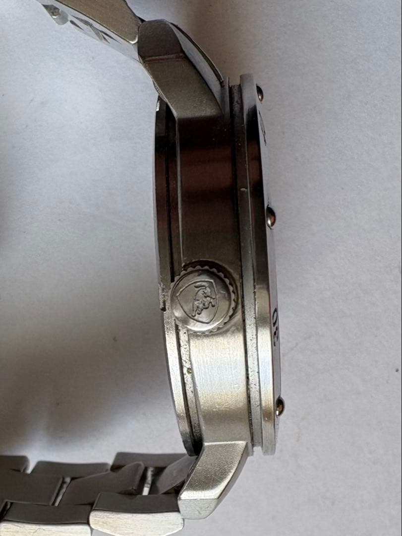 腕時計　Tonino Lamborghini トニノ ランボルギーニ　100M