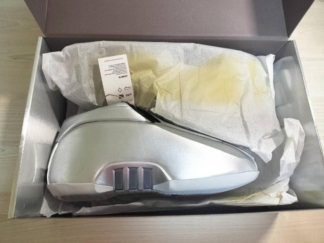 ◇アディダス　CRAZY 2 メタリック　スニーカー　２５．０cm　新品