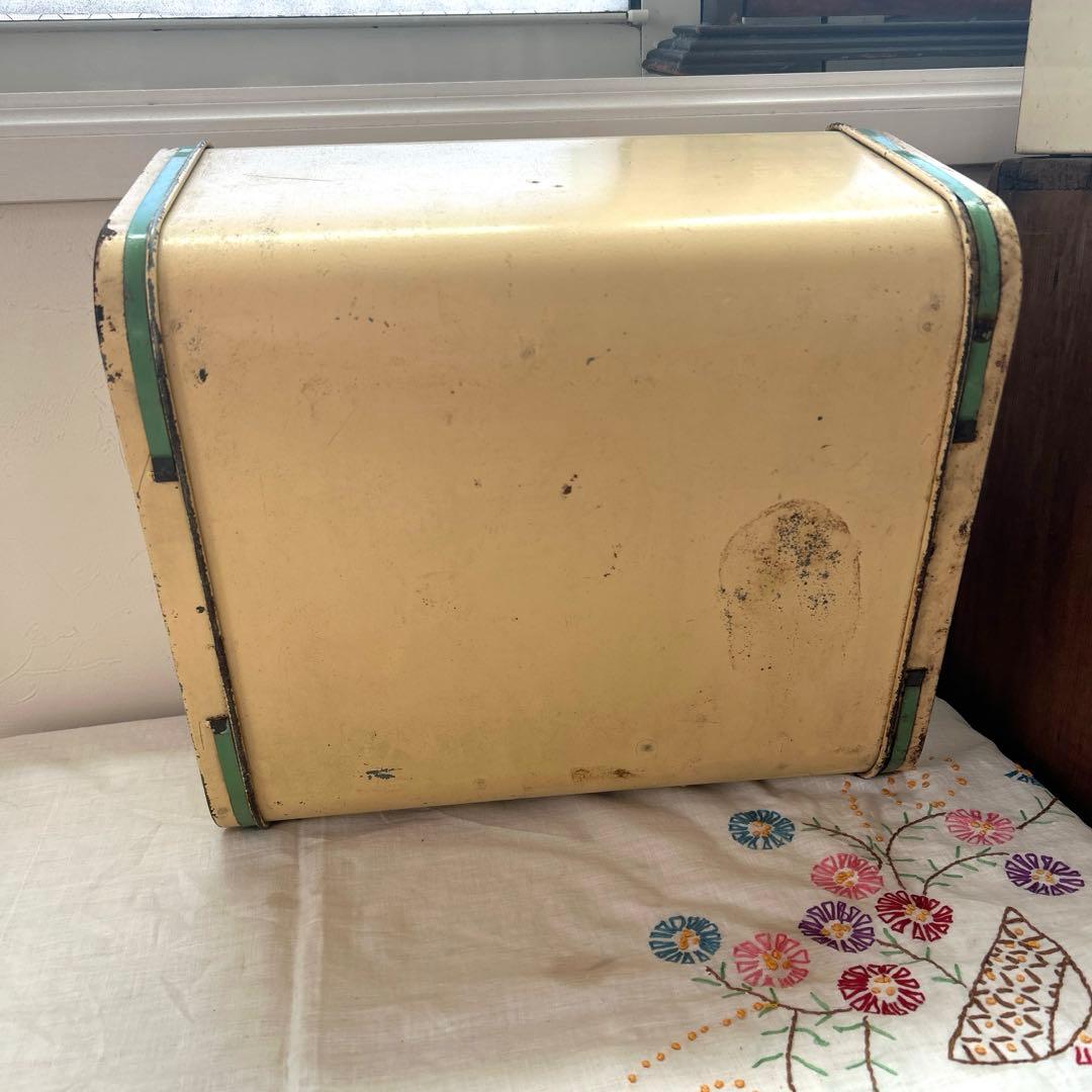 アンティーク　Tala社ロールアップブレッドケース