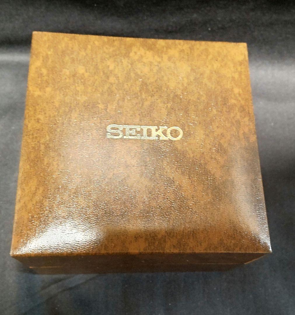 【月】SEIKO 腕時計ジョジョの奇妙な冒険 第５部 ジョルノ