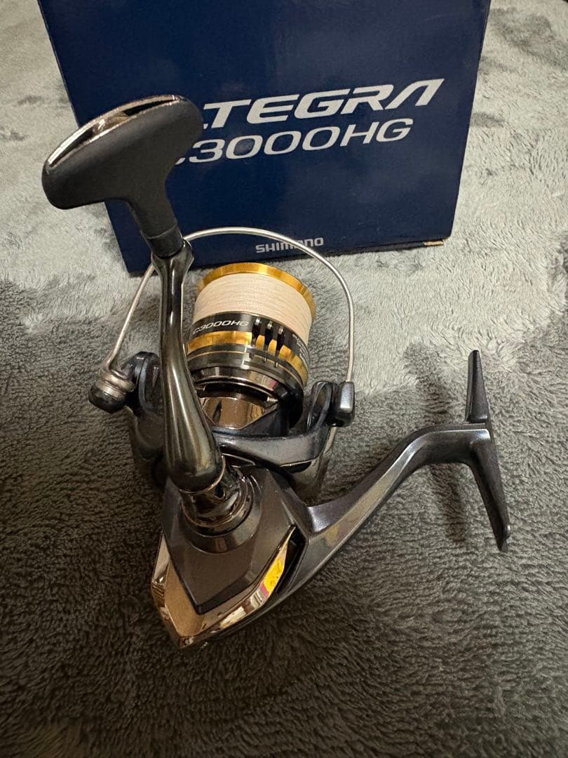 SHIMANO ULTEGRA C3000HG スピニングリール
