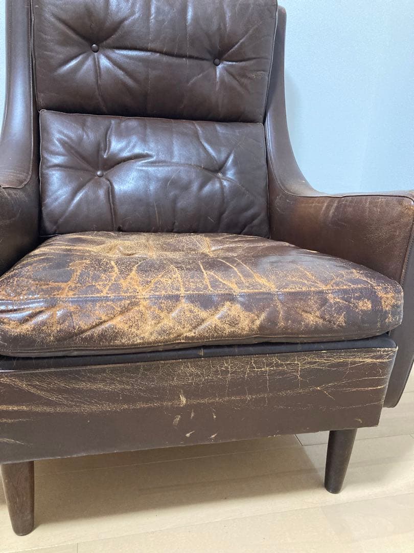 ヴィンテージレザーソファ