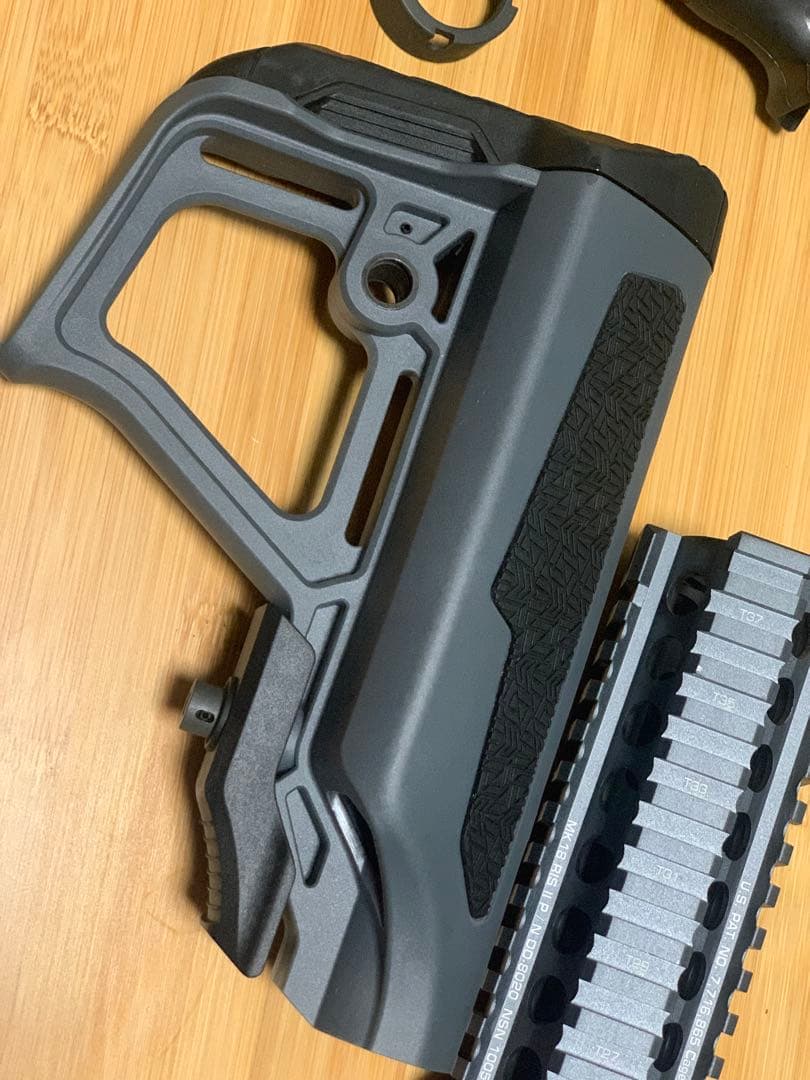 ICS EMG Daniel Defense MK18 ハンドガード　ストック