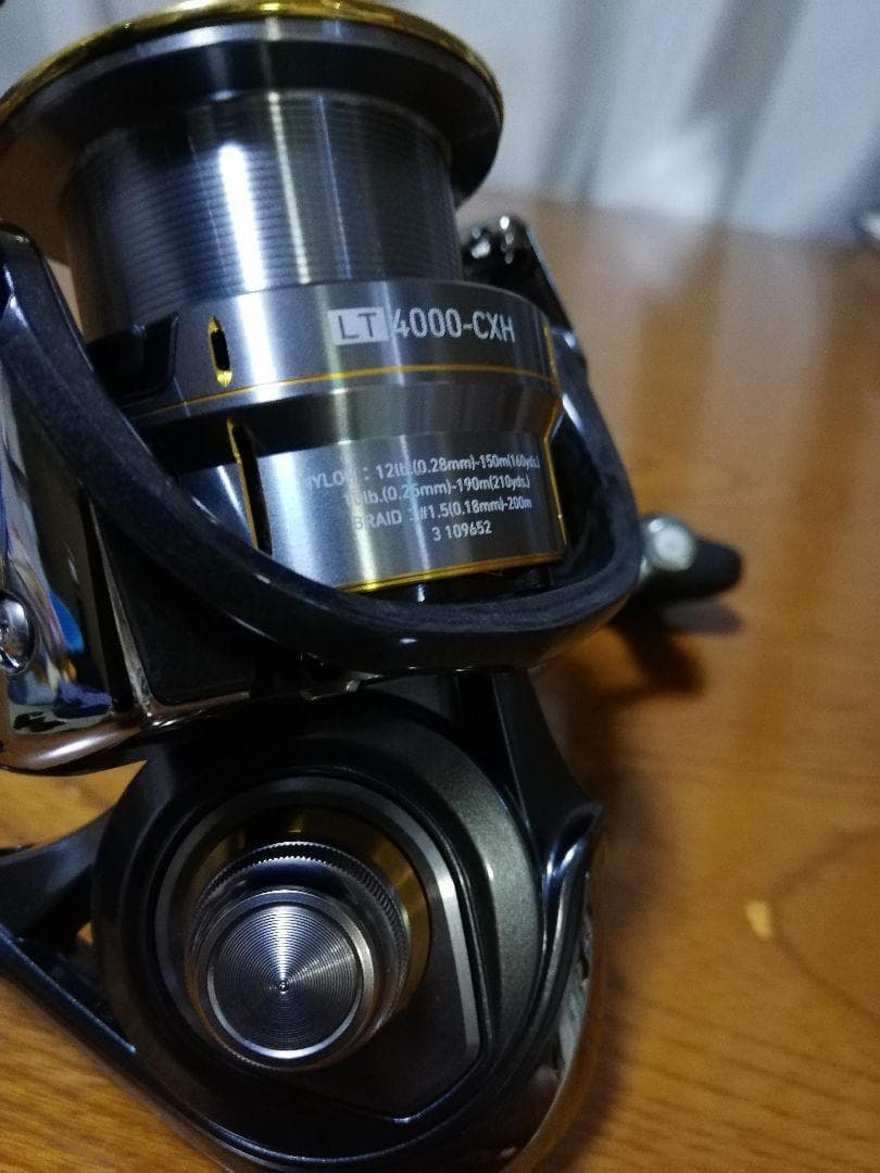 ルビアスエアリティ　LT4000-CXH　新品　未使用　ダイワ　シマノ