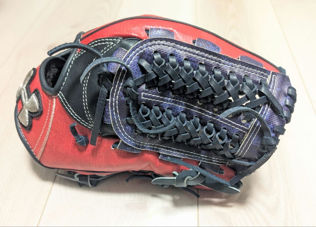 アンダーアーマー　軟式一般用グローブ　オールスター限定モデル