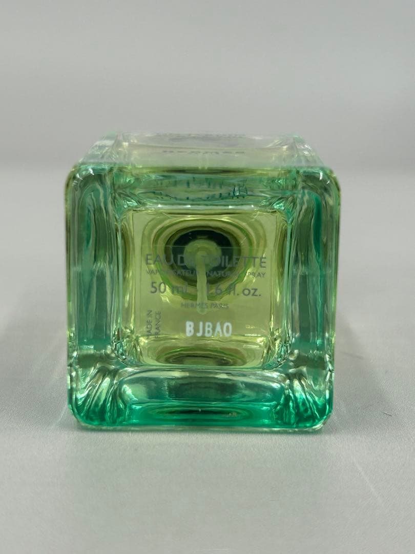 エルメス 香水 ボディーローション UN JARDIN SUR LE NIL 白