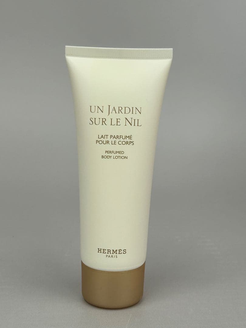エルメス 香水 ボディーローション UN JARDIN SUR LE NIL 白