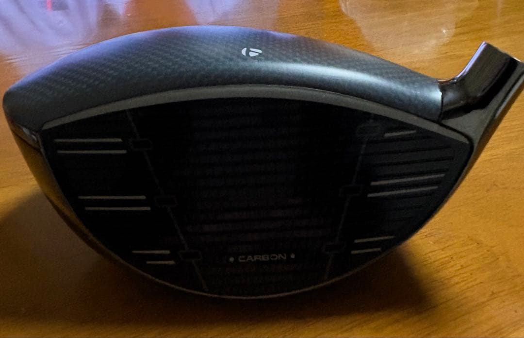 h*e様 テーラーメイドQi35LSドライバー　10.5度　ヘッド＆ヘッドカバー