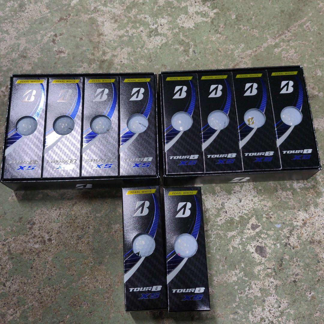 ブリヂストン　ゴルフボール　TOURB XS 未使用 30個 訳あり ネーム入り