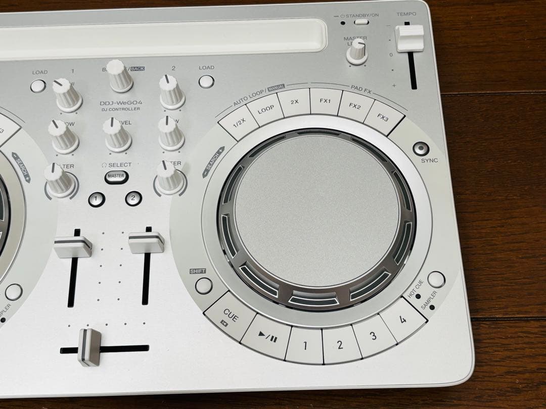 パイオニア　DJコントローラー　DDJ-WEGO4