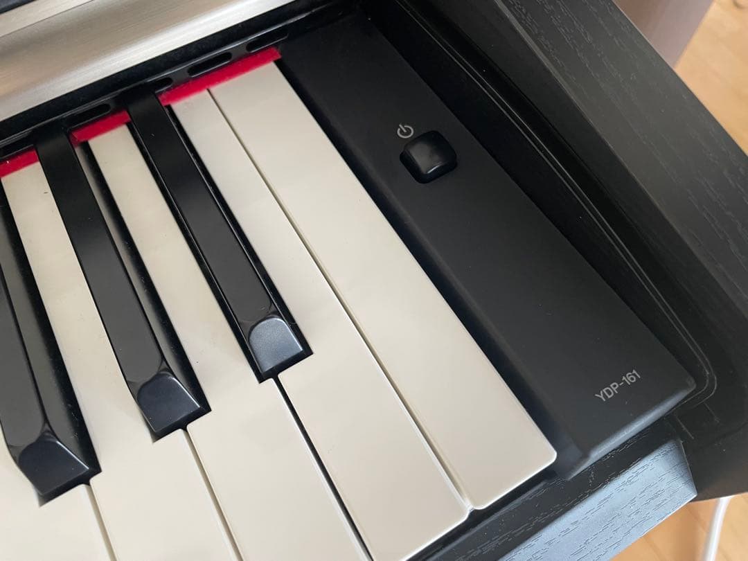 YAMAHA ARIUS 電子ピアノ（椅子・説明書・名曲50選付き・別出品）