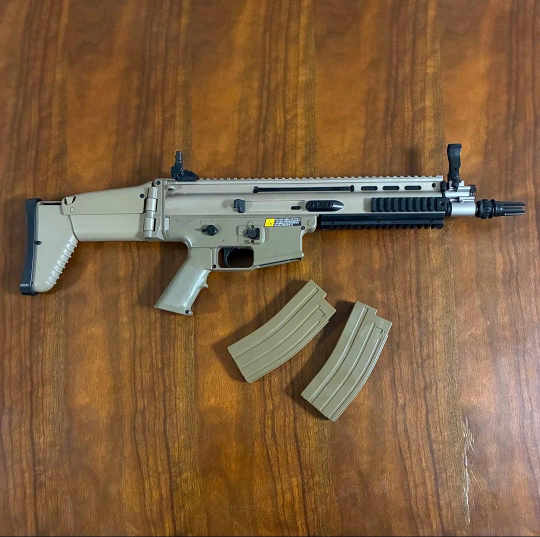 美品　東京マルイ カスタム品　SCAR L 電動ガン　金属ピニオンギア　マガ2本