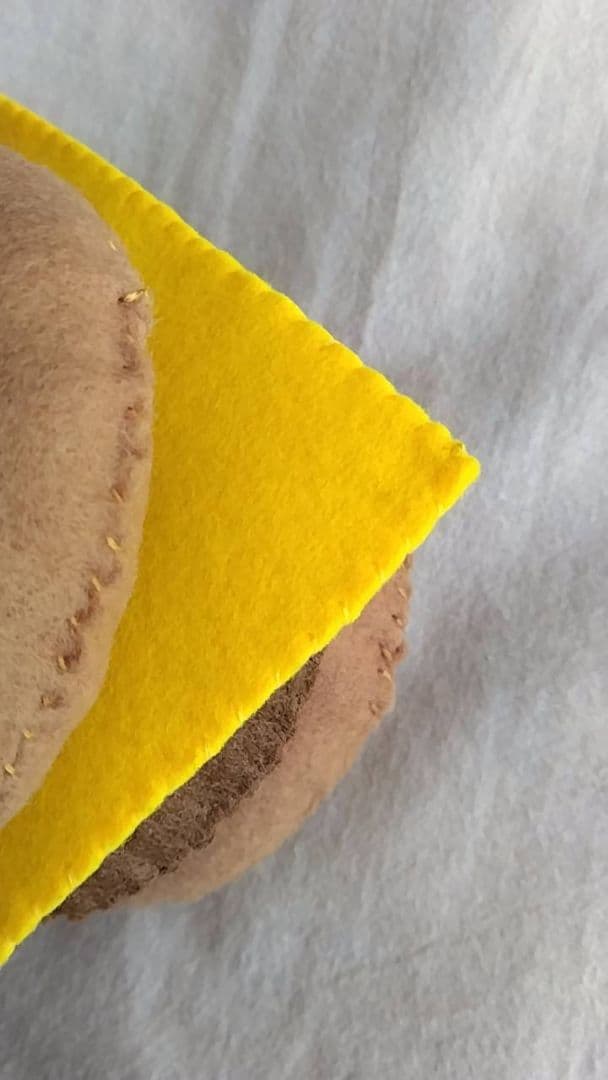 Yuri Hasegawa 長谷川有里 チーズバーガー　人形　ぬいぐるみ