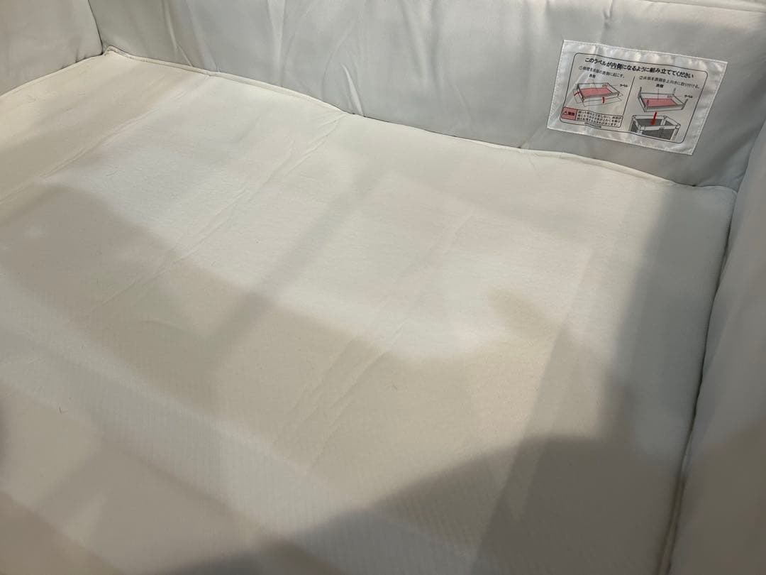 Aprica ベビーベッド グレー メッシュサイド