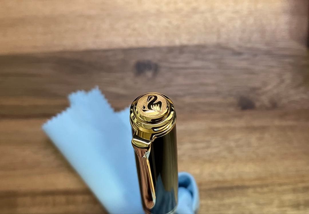 Pelikan 万年筆 スーべレーン M600 グリーンストライプ