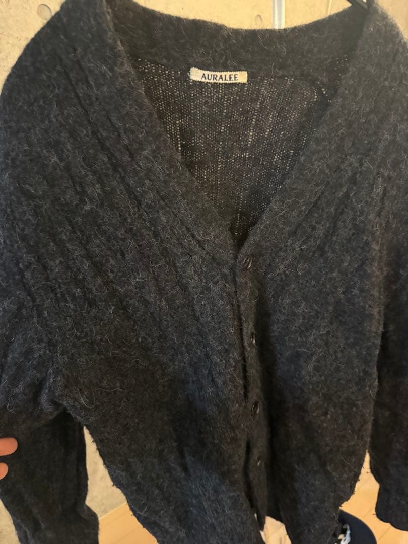 オーラリー　カーディガン