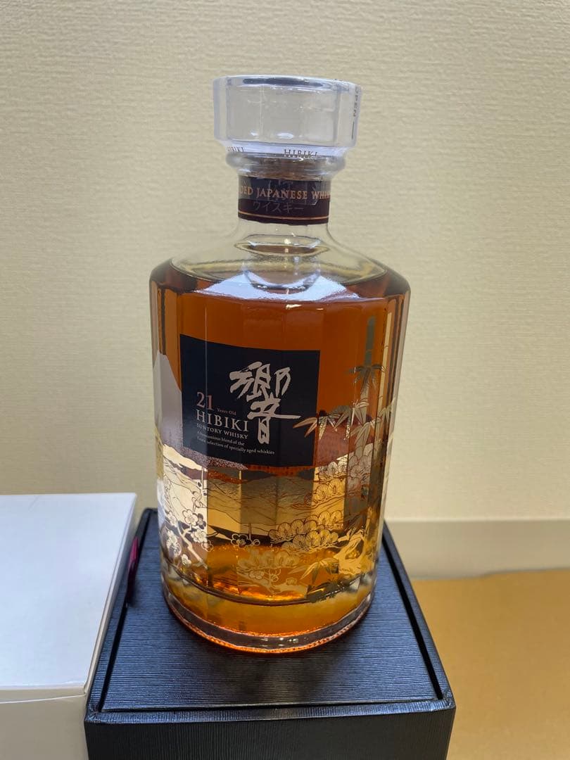 HIBIKI 21年 ウイスキー 750ml 花鳥風月