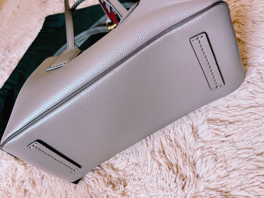 美品　MARC JACOBS グレー ハンドバッグ