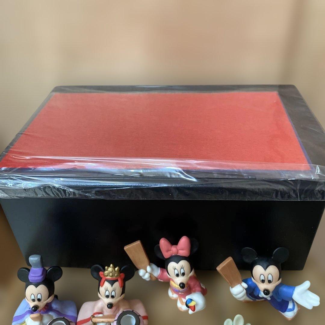 ディズニー　ミッキー　ミニー　玄関飾り　お雛様　クリスマス　お正月　フィギュア