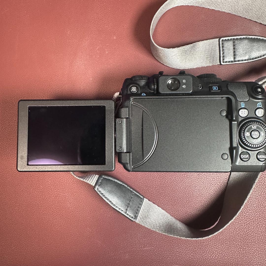 【完動・美品】Canon Power Shot G12 SDカード16GB付き