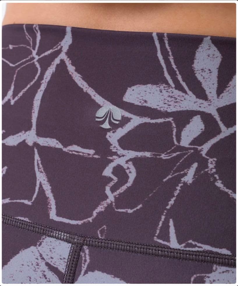 最新作SUKALA　カップ付きTee＆レギンスセットアップ　ダークグレーLL新品