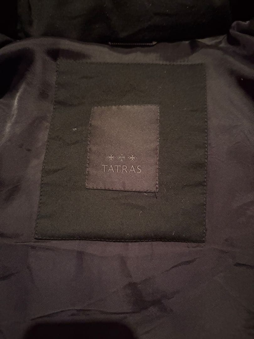 TATRAS ブラック ダウンジャケット フード付き
