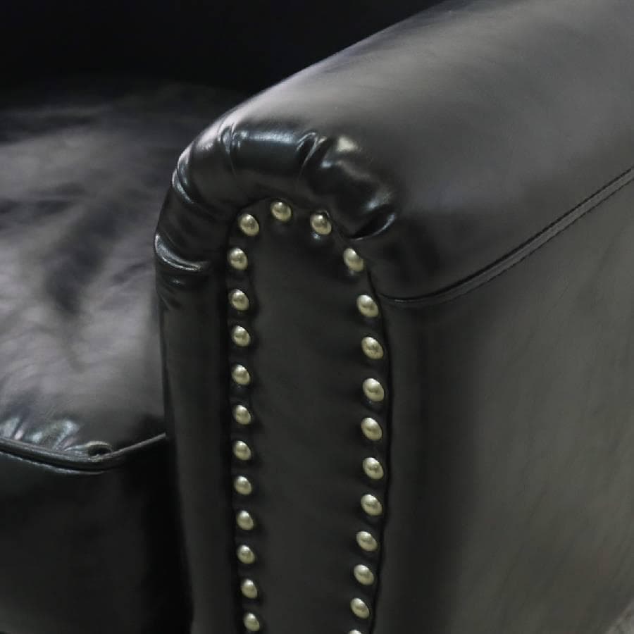 ヴィンセントコレクション シングルソファ ブラック 鋲打ち 英国アンティーク調