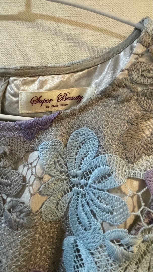 【みかづき様】superbeautyレース花柄ノースリーブワンピース