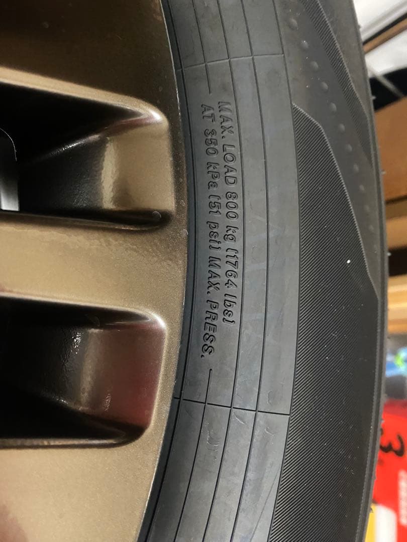 H&T様、新車外しアルファード40系18インチ純正タイヤホイール4本セット