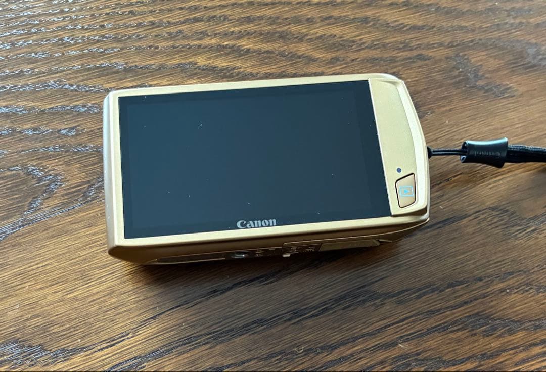 Canon IXY 31S ゴールド、予備バッテリーとSDカード付