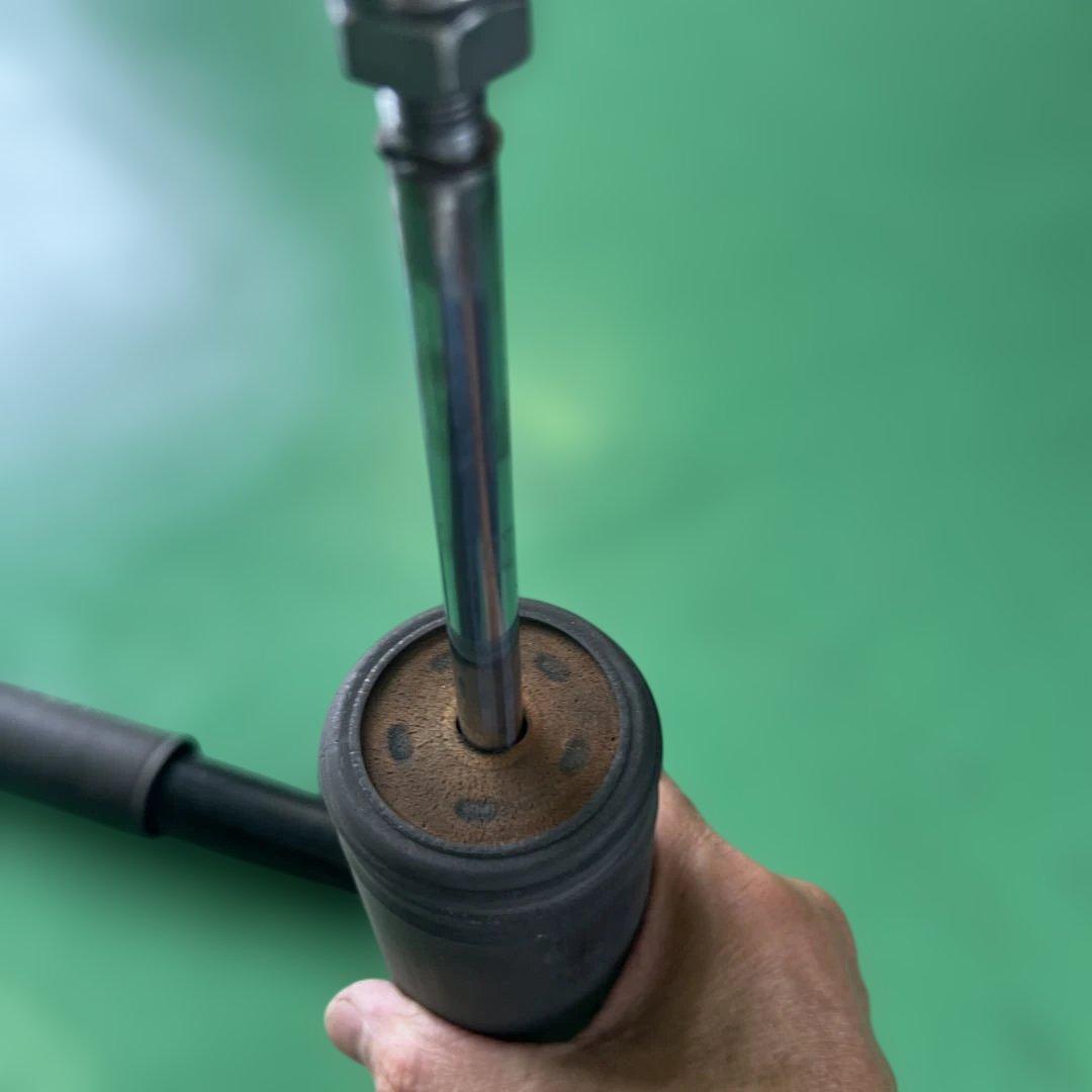 ベンツ　W205 エアサス車用　Rショック　純正品