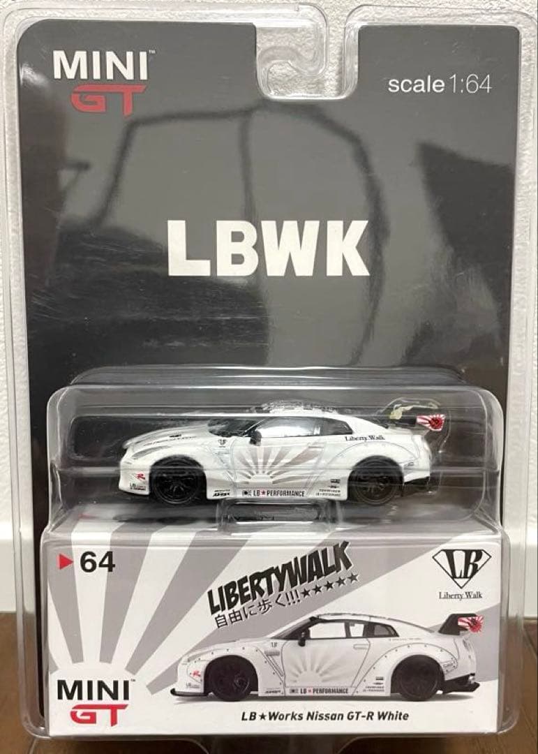 ミニカー MINIGT LIBERTY WALK Nissan GT-RR35 White