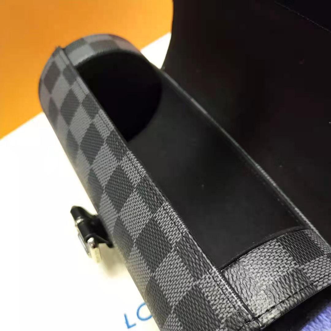 【美品】ルイヴィトンモノグラム エテュイ 3モントルウォッチケース