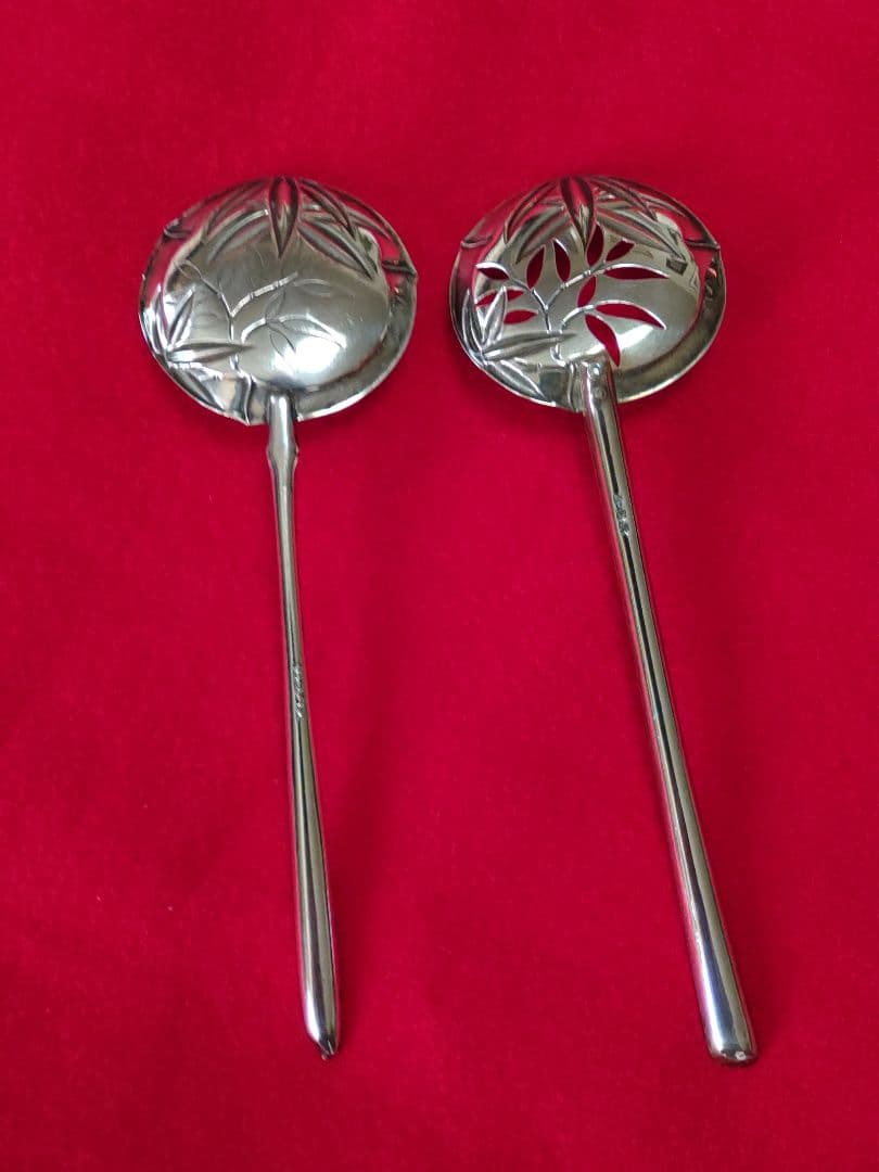 銀製笹模様お取りしゃもじ二点/銀製楊枝